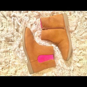 The Children's Place Size 4 Booties